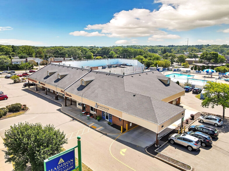 More Photos Of 5501-5521 Odana Rd, Madison Unknown For Lease