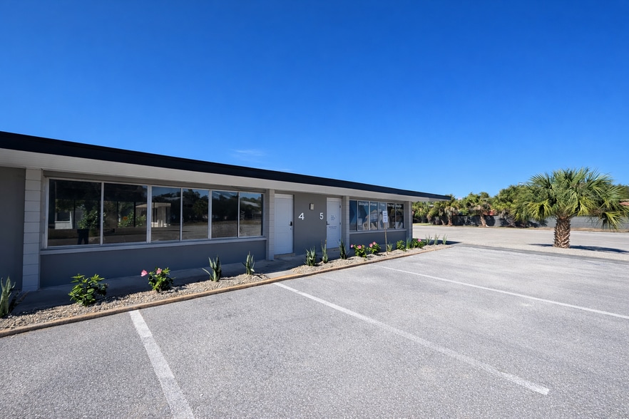 More Photos Of 4726 US-41, Sarasota Religious Facility For Lease