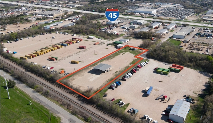 Primary Photo Of 1013 S Interstate 45 Service Rd, Hutchins Land For Lease