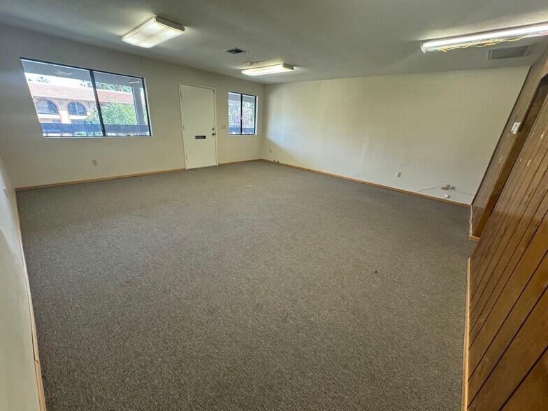 More Photos Of 451 W Bonita Ave, San Dimas Office For Lease