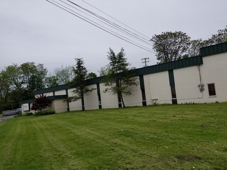 More Photos Of 1825 W Market St, Bethlehem Warehouse For Sale