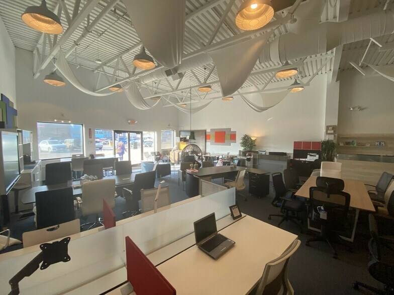 More Photos Of 36-76 Vanderbilt Ave, Norwood Storefront For Lease