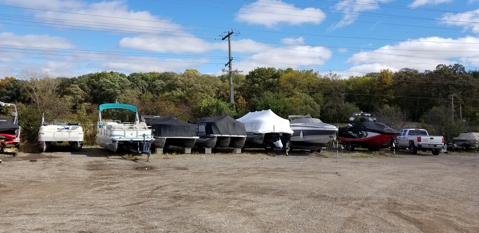 More Photos Of 2101 Route 176, Prairie Grove Showroom For Sale