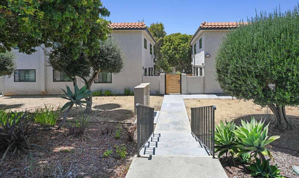 More Photos Of 628 W California Ave, Vista Apartments For Sale