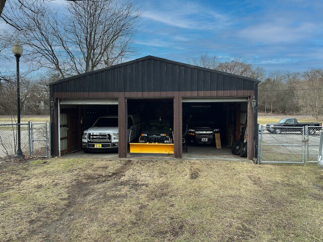 More Photos Of 670 Northwest Hwy, Fox River Grove Auto Dealership For Lease