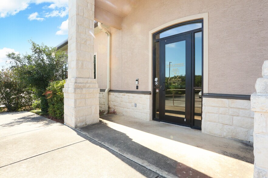 More Photos Of 20742 Stone Oak Pky, San Antonio Office For Lease
