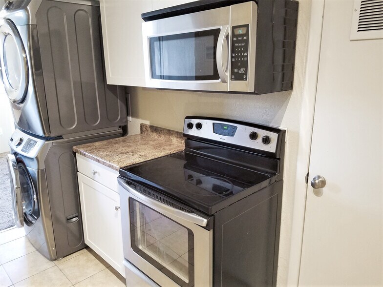 More Photos Of 5997 Magnolia St, Commerce City Apartments For Sale