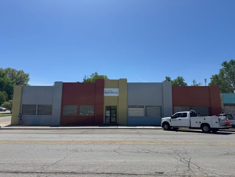 Primary Photo Of 1401 Minnesota Ave, Kansas City Warehouse For Sale
