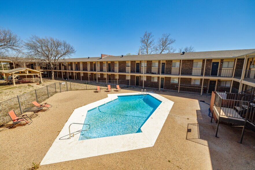 More Photos Of 4401 Southwest Blvd, San Angelo Apartments For Sale