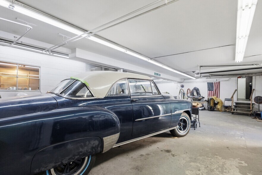 More Photos Of 11 Sheridan St, Dartmouth Industrial For Sale