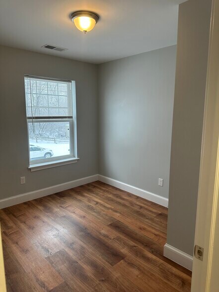 More Photos Of Ridge Manor Court, Niskayuna Apartments For Sale