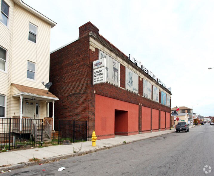 More Photos Of 2 Olde Millbury St, Worcester Warehouse For Sale