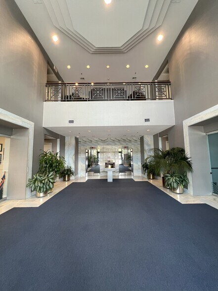 More Photos Of 2100 SE Ocean Blvd, Stuart Medical For Lease