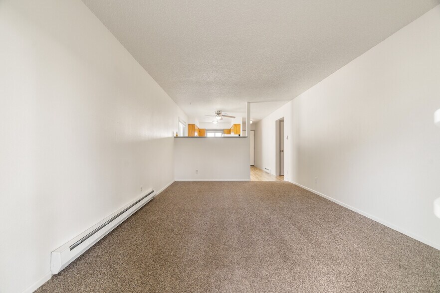 More Photos Of 110-162 NW 15th St, Gresham Apartments For Sale