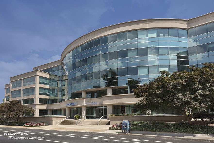 More Photos Of 1300 Spring St, Silver Spring Office For Lease