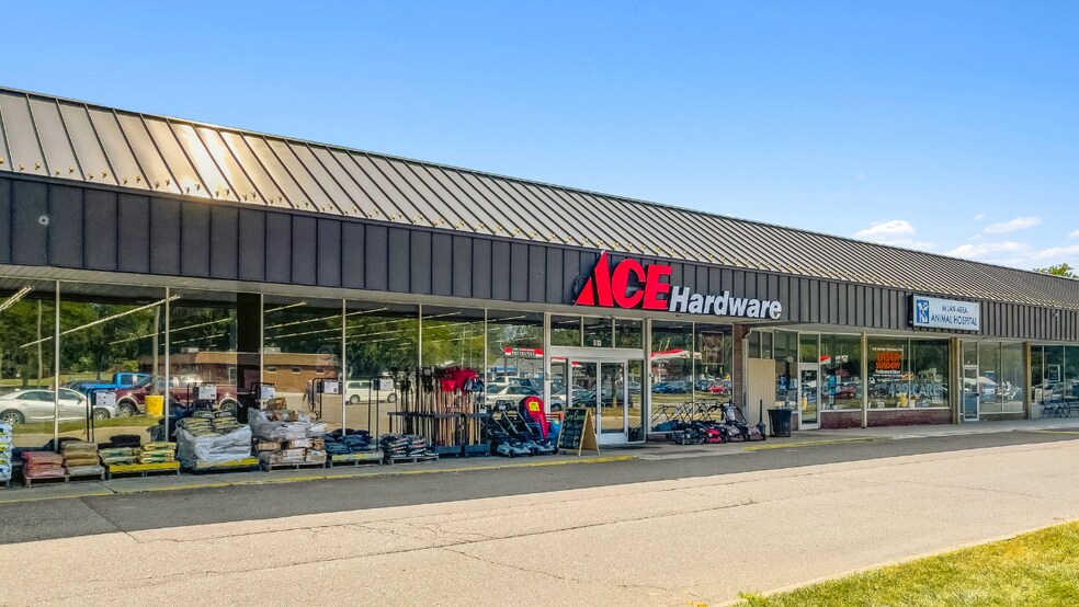 More Photos Of 545 W Main St, Milan General Retail For Lease