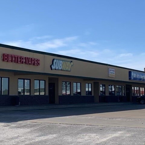 More Photos Of 1600 S State St, Jerseyville Unknown For Lease