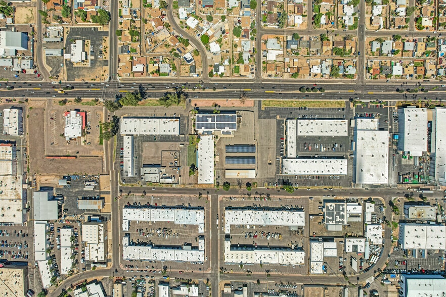 More Photos Of 3001 W Indian School Rd, Phoenix Office For Sale