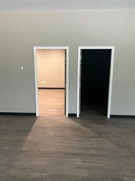 More Photos Of 921 Old Still Road, Woodbine Manufacturing For Lease
