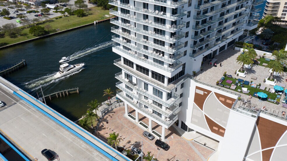 More Photos Of 4010 S Ocean Dr, Hollywood Hotel For Lease