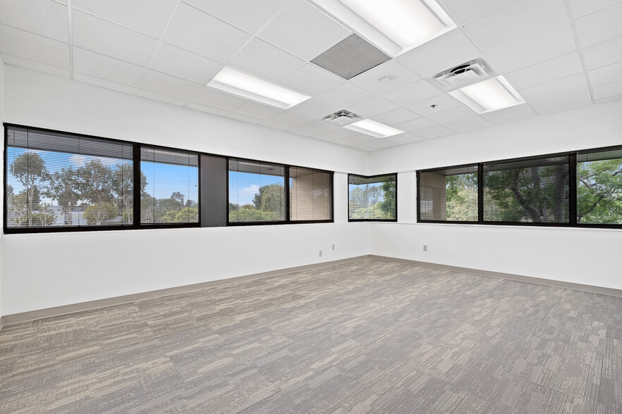 More Photos Of 17661-17671 Cowan, Irvine Office For Lease