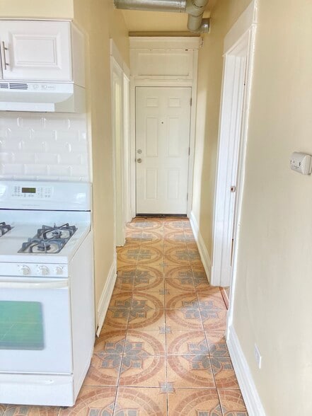 More Photos Of 2318 S Homan Ave, Chicago Apartments For Sale