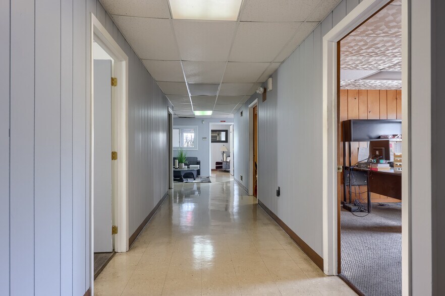 More Photos Of 56 Seip Ln, Shoemakersville Industrial For Sale