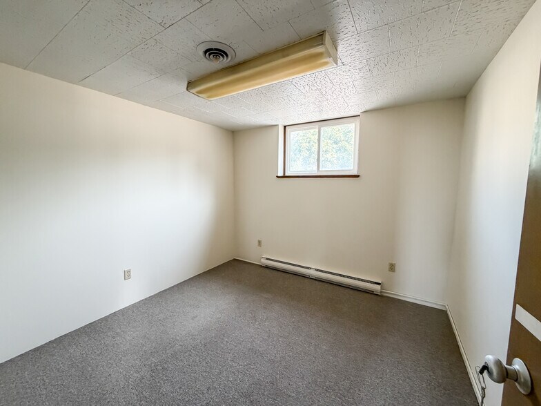 More Photos Of 510 Central Ave, Dunkirk Office For Sale
