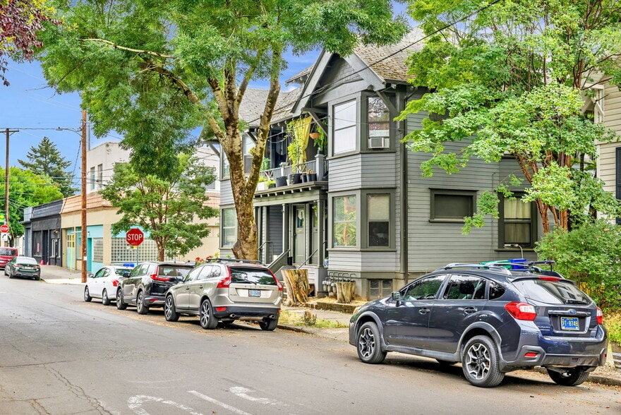 More Photos Of 607 NE Randall Ave, Portland Multifamily For Sale