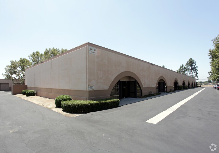 Primary Photo Of 122 W Pomona Ave, Monrovia Warehouse For Lease