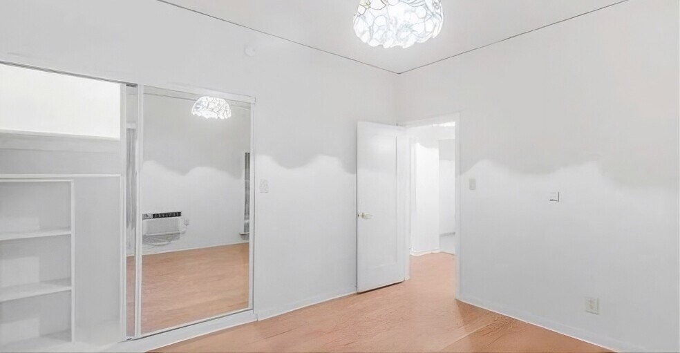 More Photos Of 5735 Camerford Ave, Los Angeles Apartments For Sale