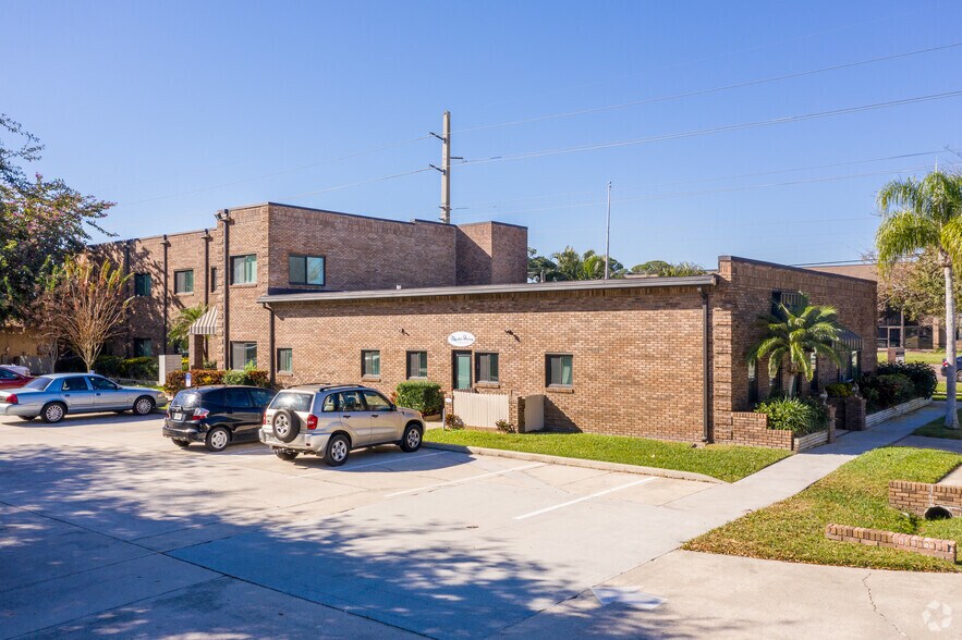 More Photos Of 1802 S Fiske Blvd, Rockledge Office For Lease