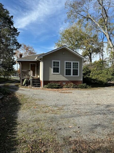 More Photos Of 1320 Dodds Ave, Chattanooga Restaurant For Lease