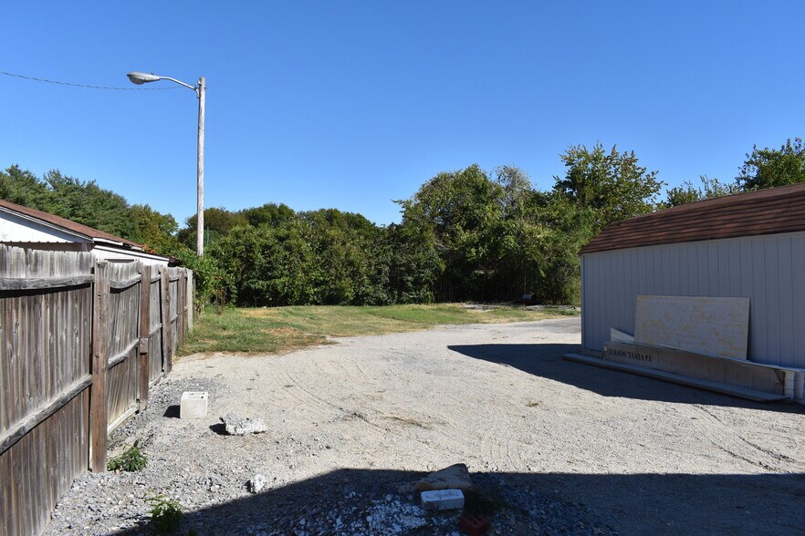 More Photos Of 2842 Logan St, Nashville Office For Lease