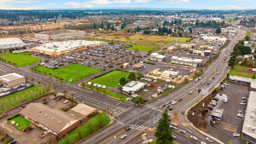 More Photos Of 14605 NE Fourth Plain Blvd, Vancouver Freestanding For Lease