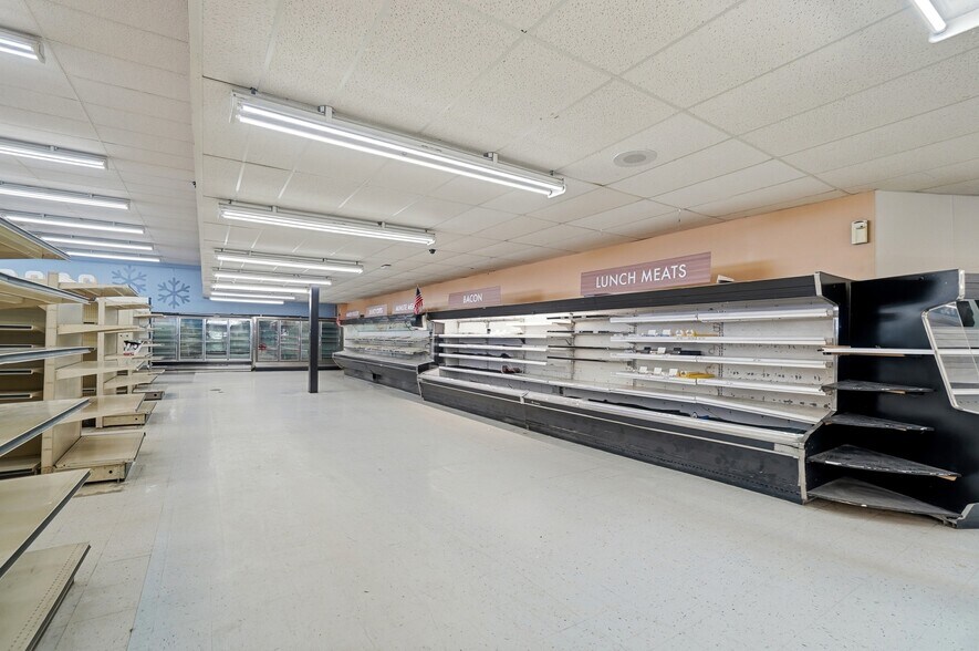 More Photos Of 602 E Main St, Cridersville General Retail For Sale