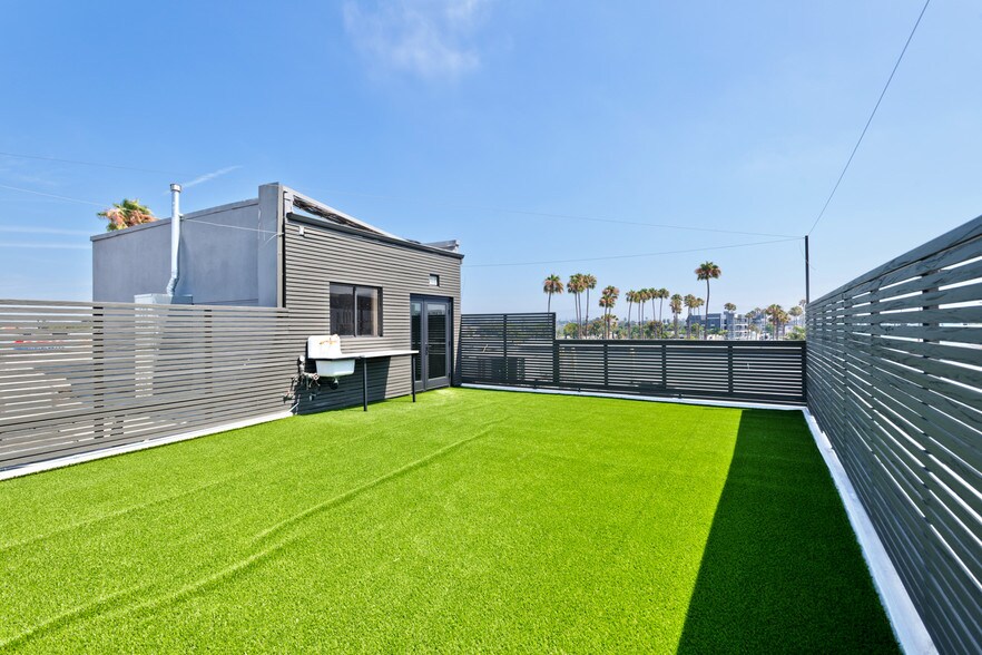 More Photos Of 13470 Washington Blvd, Marina Del Rey Loft Creative Space For Lease