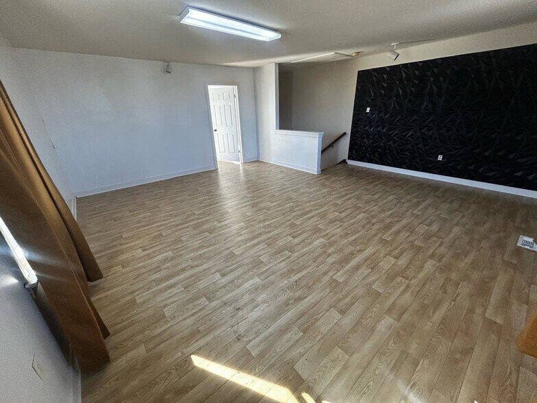 More Photos Of 901 N Courthouse Rd, North Chesterfield Loft Creative Space For Lease