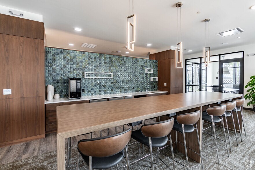 More Photos Of 445 Benton Ave, Nashville Apartments For Lease