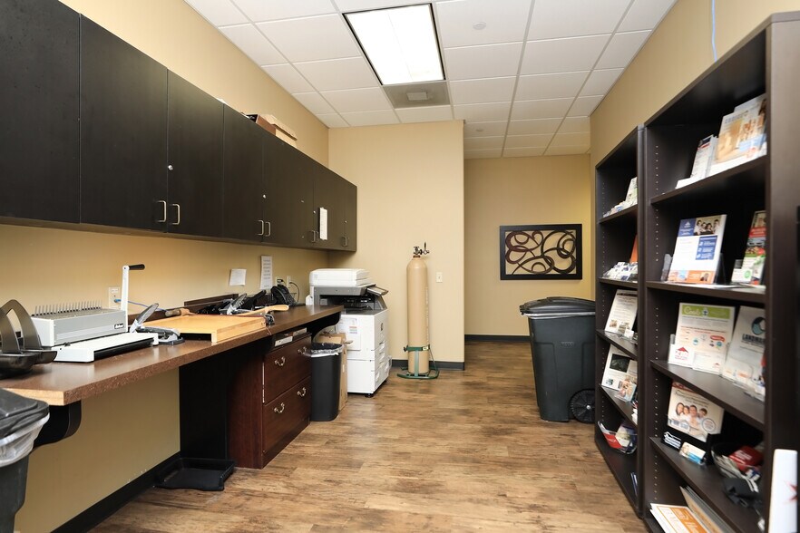 More Photos Of 2200 N FM 3083 Rd W, Conroe Office For Lease