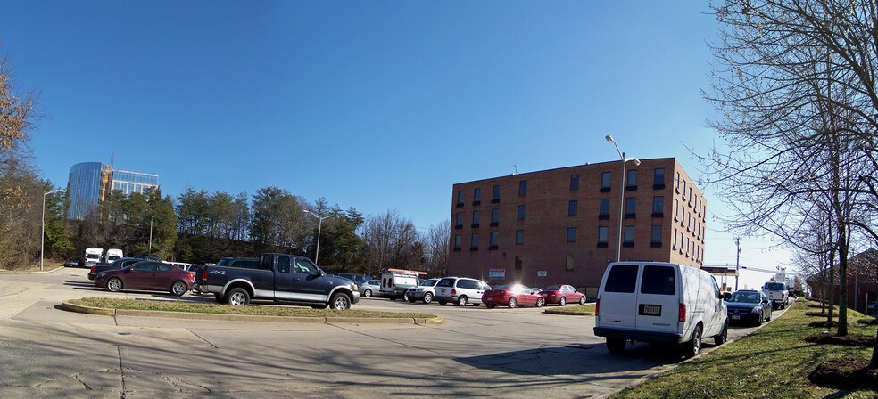 More Photos Of 7830 Backlick Rd, Springfield Office For Lease