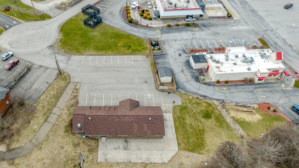 More Photos Of 201 Fairview Dr, Monaca Storefront Retail Office For Sale