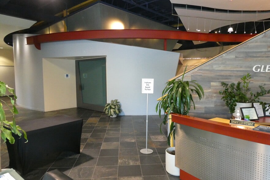 More Photos Of 6100-6120 San Fernando Rd, Glendale Office For Sale