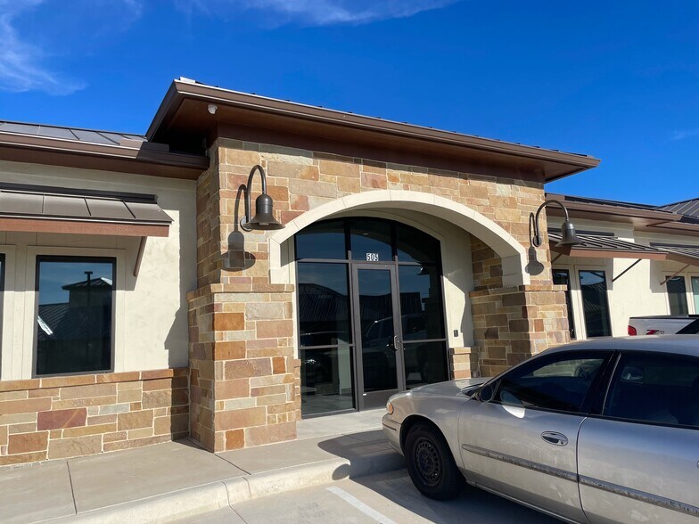 More Photos Of 2967 Oak Run Pky, New Braunfels Office For Lease