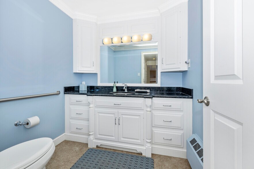 More Photos Of 18001 Sellman Rd, Dickerson Light Manufacturing For Sale