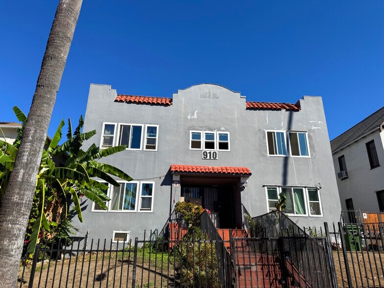 More Photos Of 910 S Mariposa Ave, Los Angeles Apartments For Sale