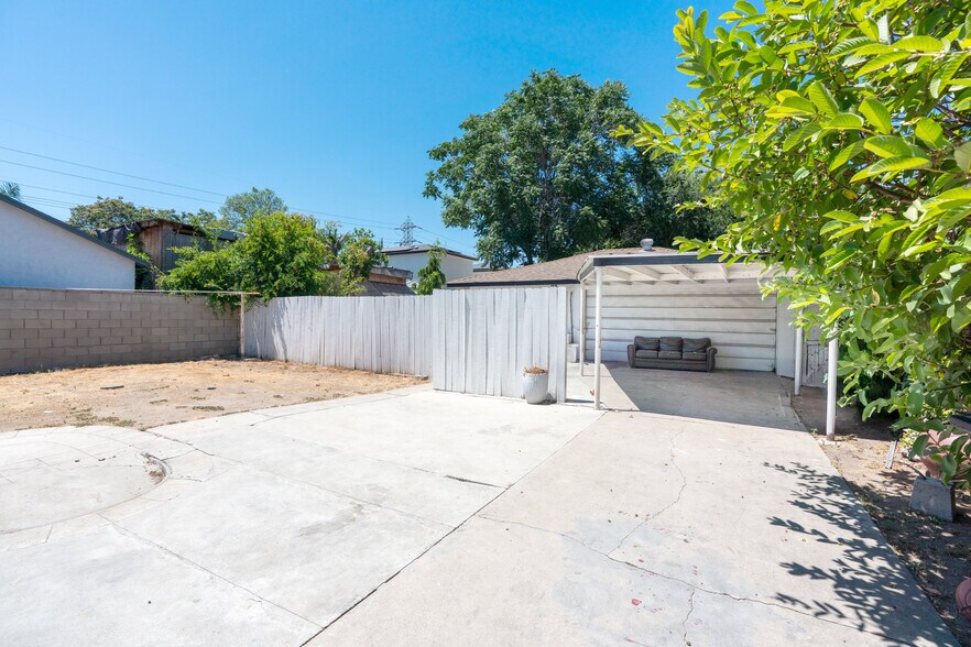 More Photos Of 8555 Marshall St, Rosemead Apartments For Sale