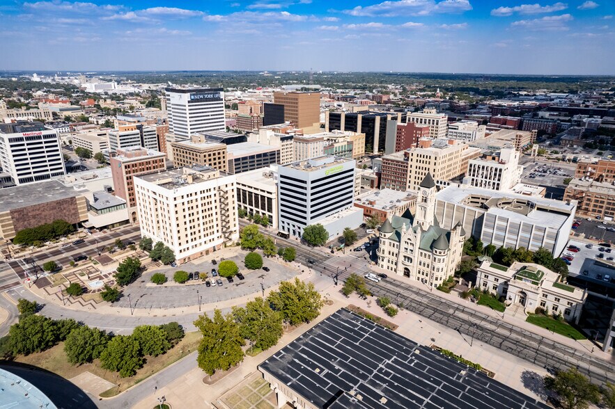 More Photos Of 110 S Main St, Wichita Office Residential For Sale