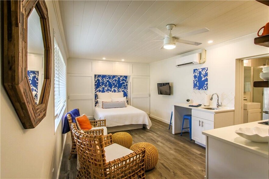 More Photos Of 11450 S Indian River Dr, Sebastian Hotel For Sale