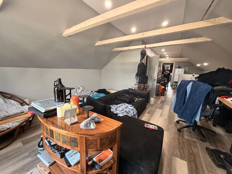 More Photos Of 26 Child St, Warren Apartments For Sale